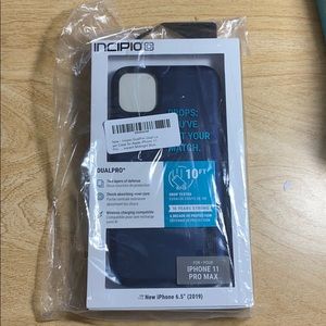 IPhone 11 Pro Max Incipio case